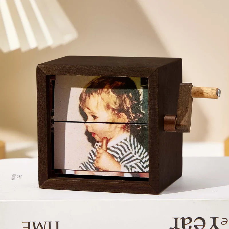Caixa de Fotos Personalizadas - RetroLove