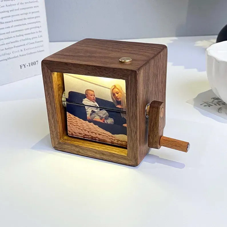 Caixa de Fotos Personalizadas - RetroLove